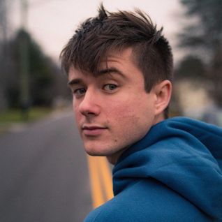 Alec Benjamin