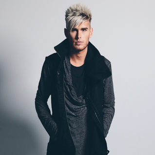 Colton Dixon