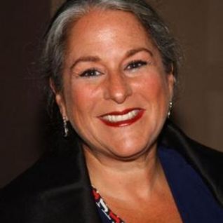 Marta Kauffman