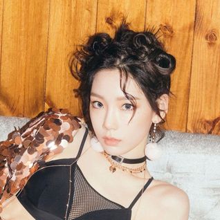 TAEYEON (태연)