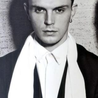 Theo Hutchcraft