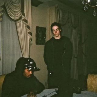 Xavier Wulf & Bones