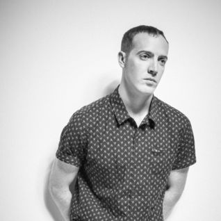 Playing House – Houses Remix- Exclusive Bonus Track